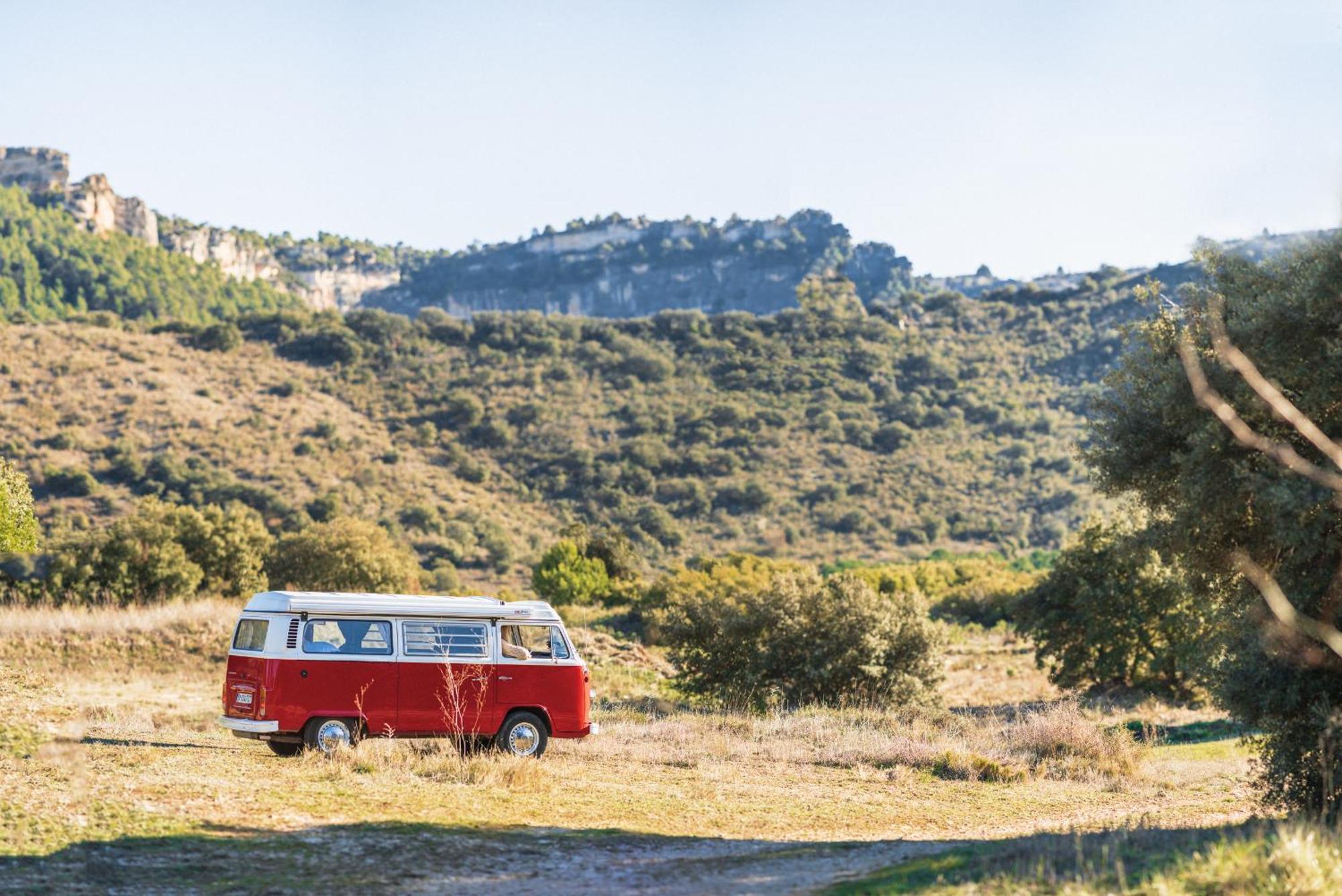 Retro Vw Kombi T2 Campervan L'Hospitalet de Llobregat Eksteriør bilde